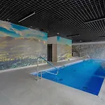 Park B4- Z Dostepem Do Basenu, Sauny, Jacuzzi, Silowni Апартаменты *