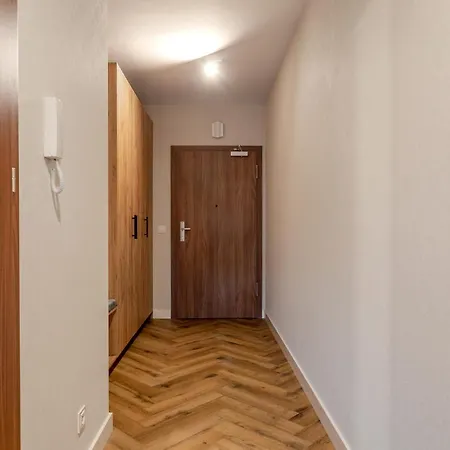 Park B4- Z Dostepem Do Basenu, Sauny, Jacuzzi, Silowni Apartman